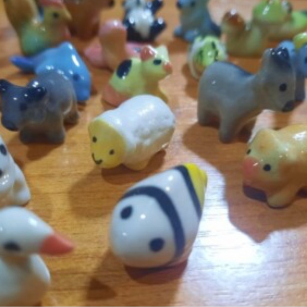 Miniature Ceramic - Picture 1 of 1
